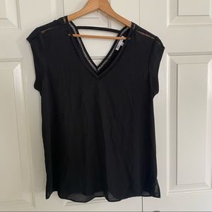 Black Cap-Sleeve Top